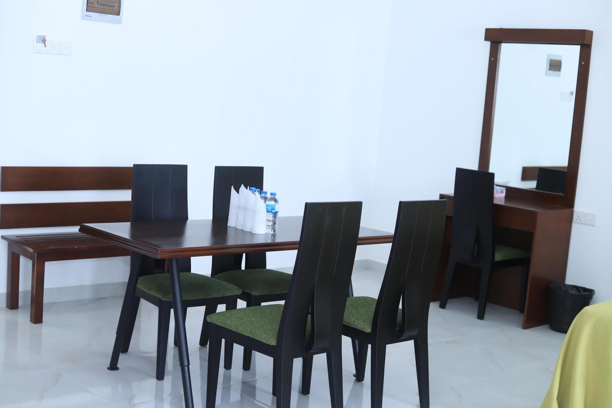 K And K Country Resort Minuwangoda Ngoại thất bức ảnh