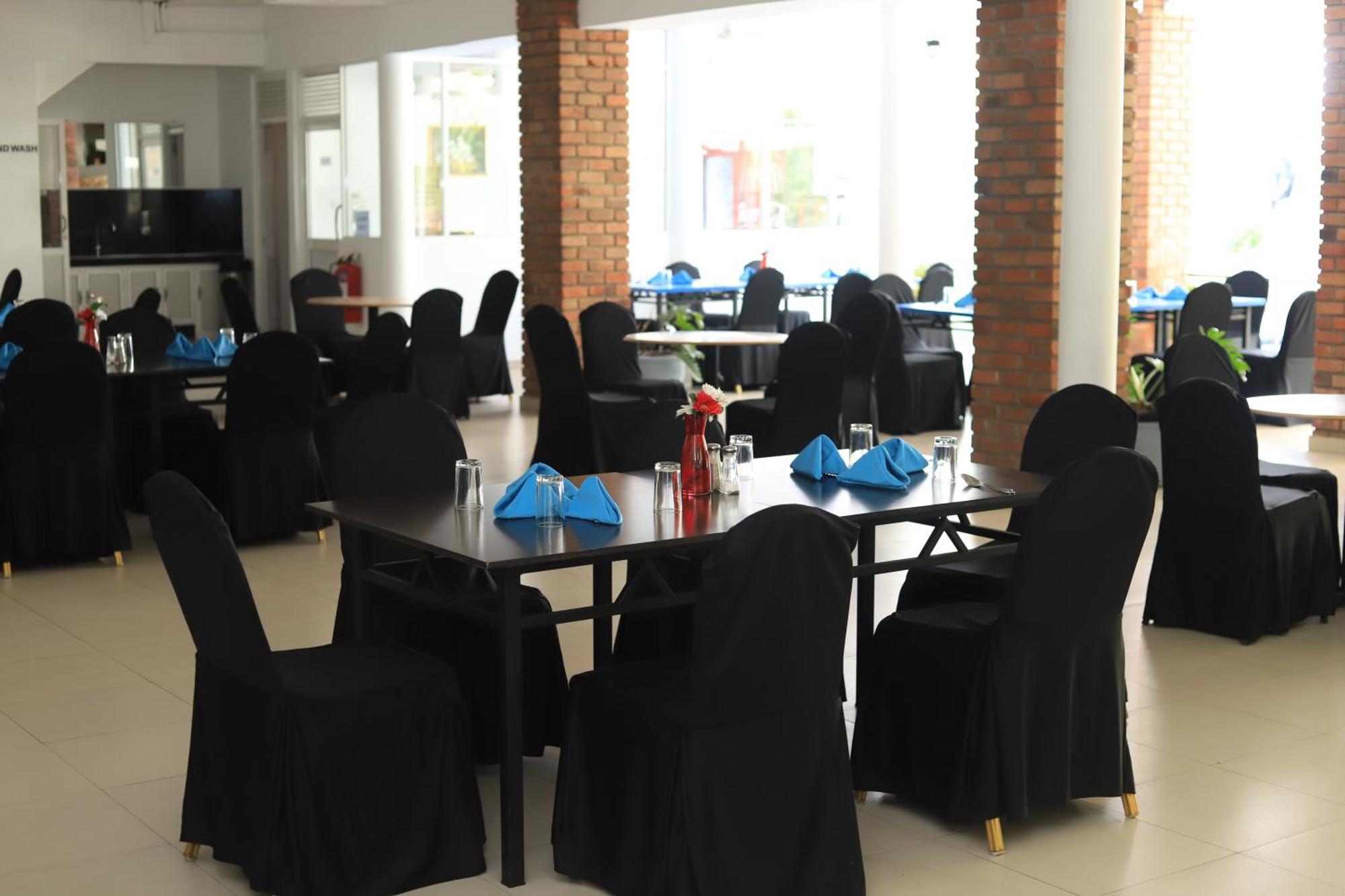 K And K Country Resort Minuwangoda Ngoại thất bức ảnh