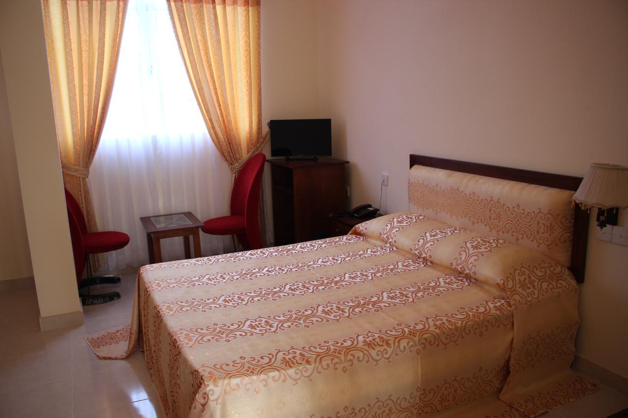 K And K Country Resort Minuwangoda Ngoại thất bức ảnh